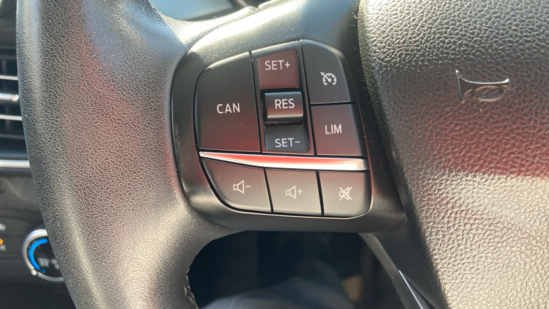 Ford Focus 1.0 EcoBoost 125 Active 5dr Petrol Hatchback
